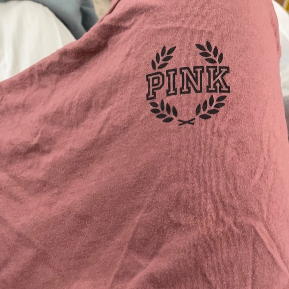PINK - VICTORIA’S SECRET T-Shirt - Picture 2 of 3